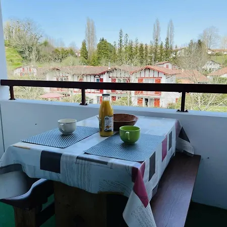 Appartement Studio Cambo-les-bains, 1 Pièce, 3 Personnes - Fr-1-495-64